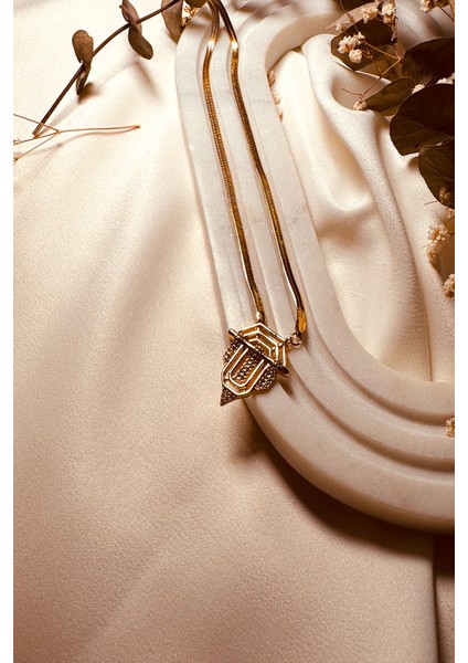 By Serenay Balık Sırtı Zincir New Collection Modern Tasarım Çelik Gold Renk Kolye