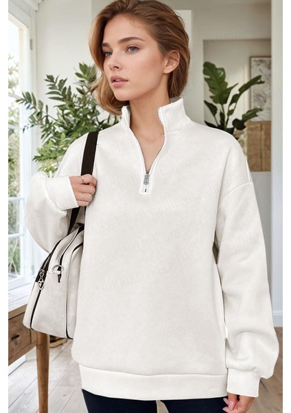 Kadın Ekru Kırık Beyaz Balıkçı Yaka 3 Iplik Içi Polarlı Şardonlu Oversize Sweatshirt fiyatları