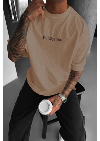 Erkek Dimension Baskılı Camel Bisiklet Yaka Oversize Salaş T-Shirt fiyatları