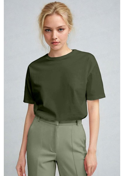 Kadın Haki Nefes Alan Bisiklet Yaka Regular Fit Normal Kesim Baskisiz Basic T-Shirt