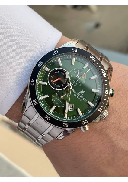 Kadranı Yeşil Göstergeleri Aktif Yeni Sezon Erkek Kol Saati modelleri