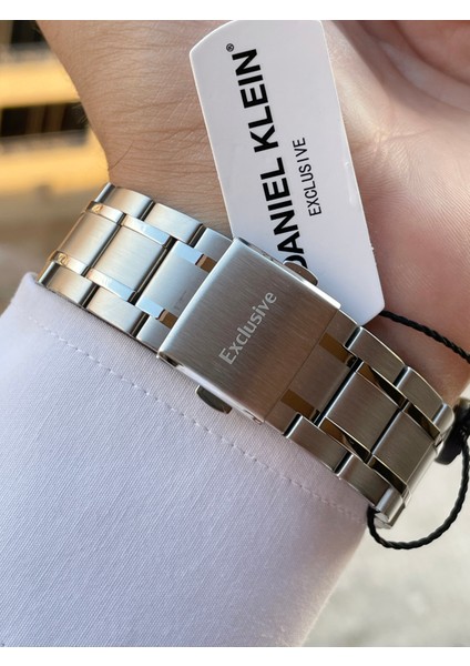 Kadranı Yeşil Göstergeleri Aktif Yeni Sezon Erkek Kol Saati fırsatları