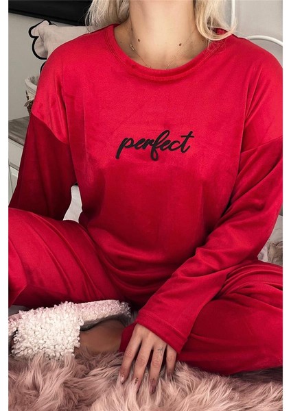 Kırmızı Perfect Desenli Exclusive Kadife Kadın Pijama Takımı