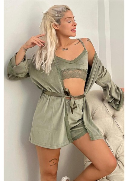 Yeşil Bralet Exclusive Kadife Sabahlıklı Kadın Pijama Takımı