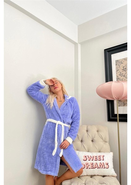 Pijama Evi Lila Time Winter Desenli Kapşonlu Peluş Kadın Sabahlık