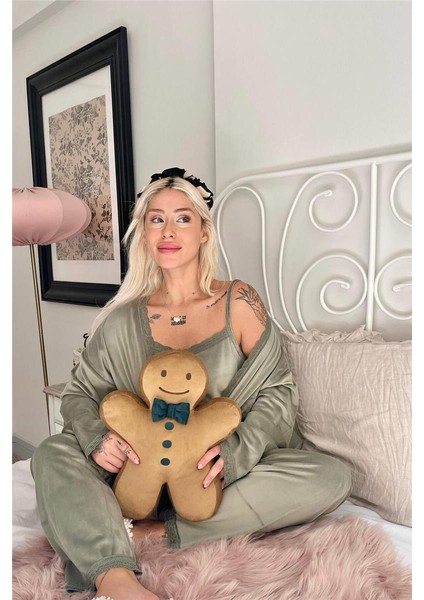 Yeşil Gage Exclusive Kadife Sabahlıklı Kadın Pijama Takımı modelleri