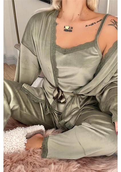 Yeşil Gage Exclusive Kadife Sabahlıklı Kadın Pijama Takımı indirimleri