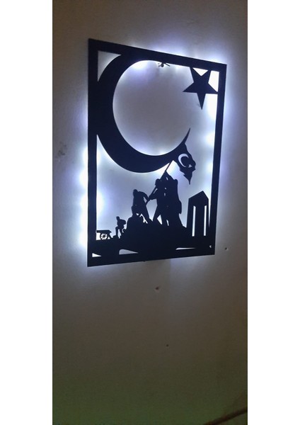 Dt Dekor Treni Çanakkale Kahramanları ve Ay- Yıldız Motifli Ahşap Çocuk-Bebek Gece Lambası indirimleri