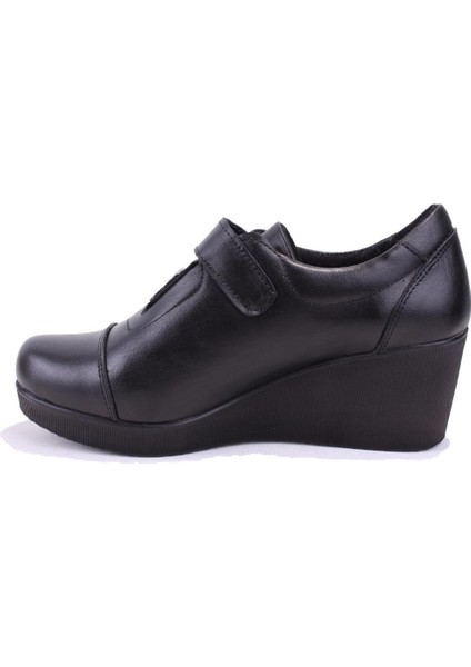 DZA32-042 Siyah Günlük Deri Kadın Ayakkabı modelleri