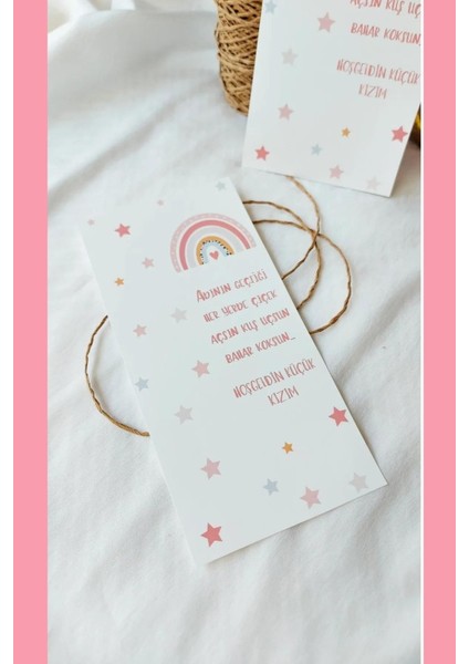 50 Adet Pembe Gökkuşağı Makrome Kartı - Istediğiniz Yazı Yazılır - 9X19CM fiyatları