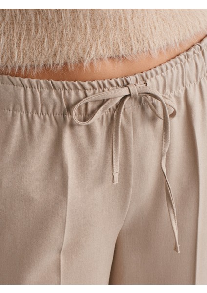 71561 Uzun Dökümlü Şık Pantolon-Siyah