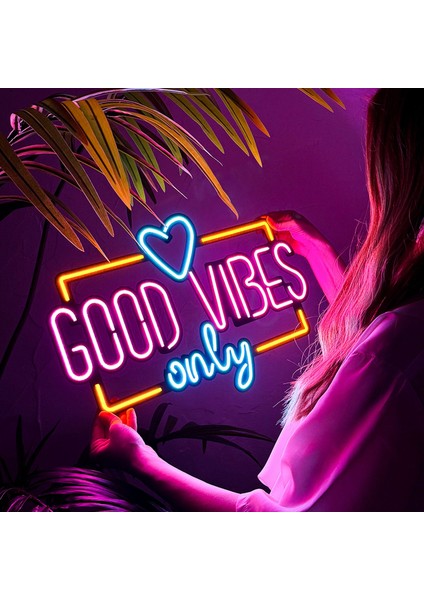 Good Vibes Only Love Neon Tabela | Metal Üzerine Neon, Turuncu, Pembe ve Buz Mavi | 60 cm x 34 cm