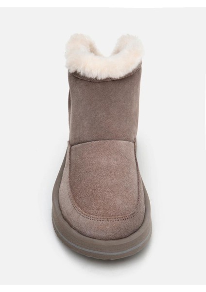 Saudade Kadın Bot Toprak modelleri