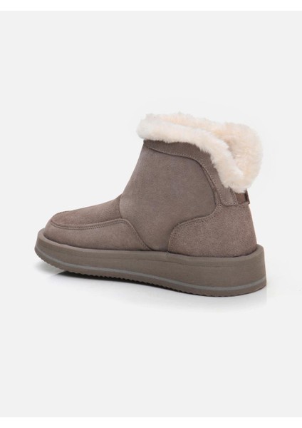 Saudade Kadın Bot Toprak fırsatları