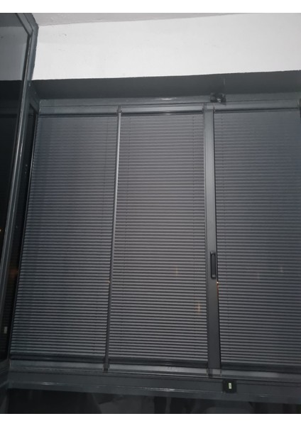 Katlanabilir Cam Balkon Perdesi Antrasit (Vidalı Veya Kancalı Montaj) indirimleri