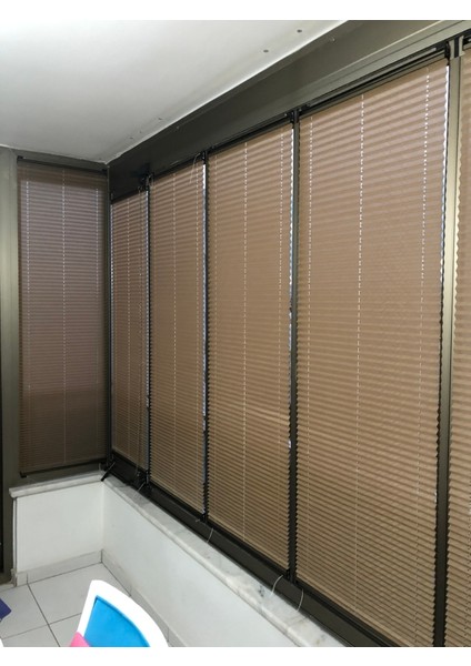Katlanabilir Cam Balkon Perdesi Kahverengi (Vidalı Veya Kancalı Montaj) fiyatları