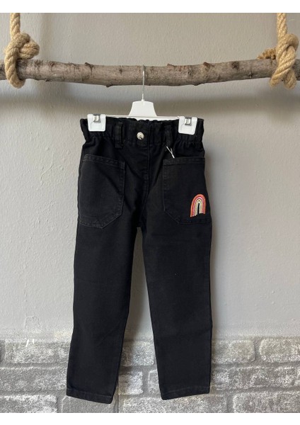 Kız Çocuk Gökkuşağı Nakış Detaylı Mom Jean Kot Pantolon