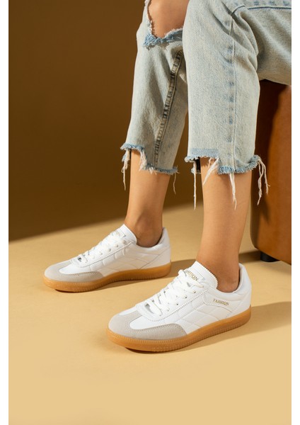 Dikiş Detaylı Rahat Taban Bağcıklı Kadın Sneakers 001-1007-24z modelleri