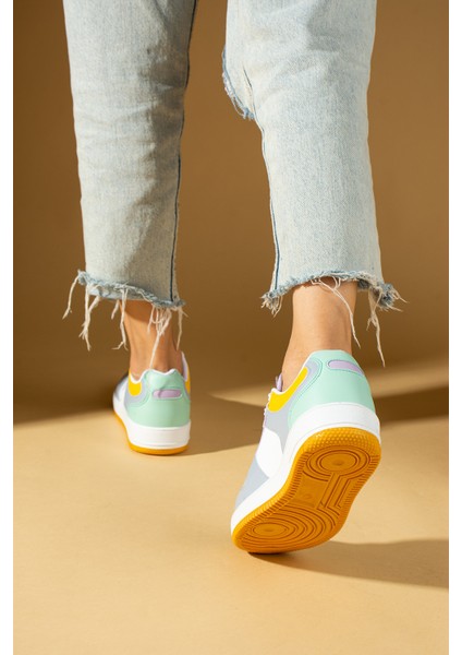 Bağcıklı Kaymaz Kırılmaz Taban Konforlu Kadın Sneakers 001-2100-MSARI modelleri