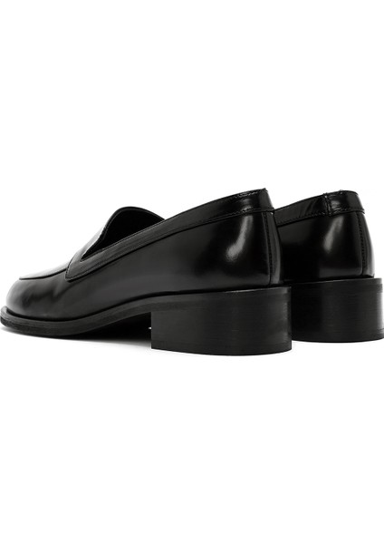 Kadın Siyah Klasik Deri Loafer 24WFD141122