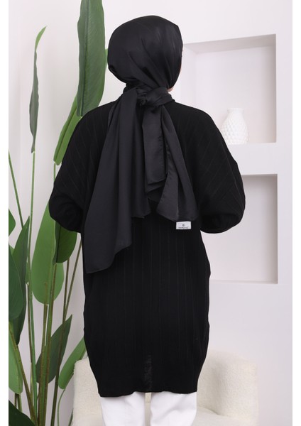 Siyah Bisiklet Yaka Merserize Salaş Triko Tunik fırsatları