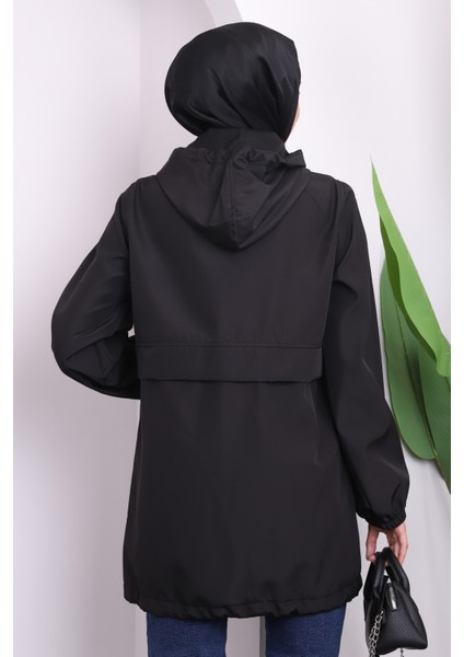 Siyah Kapüşonlu Fermuarlı Kısa Trenç fırsatları