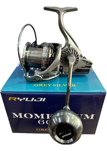 Momentum 6000 Grey Silver 11+1bb Surf Olta Makinesi modelleri