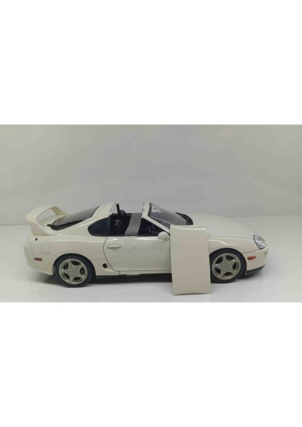 1:18 Toyota Supra Mk4 Tavan Tak-Çıkar (Diecast Metal Araba