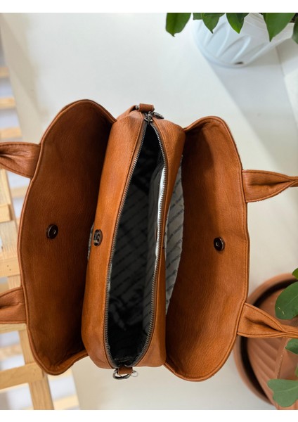 Mega Bag 8 Bölmeli Içi Tamamen Astarlı Hafif Tasarım Omuz Çantası modelleri