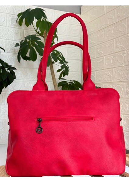 Mega Bag 8 Bölmeli Içi Tamamen Astarlı Hafif Tasarım Omuz Çantası modelleri