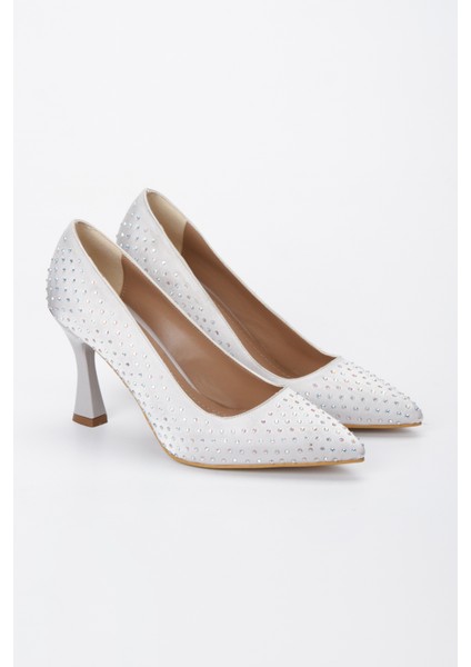 Kadın Stiletto Saten Malzemeli Taşlı (7 cm Topuklu) Ayakkabı