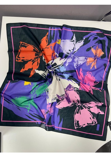 Akel Menekşe Desen Soft Eşarp fırsatları