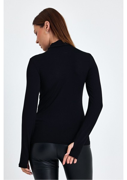 Kadın Siyah Parmak Detaylı Yarım Balıkçı Yaka Pamuk Viskon Body fırsatları