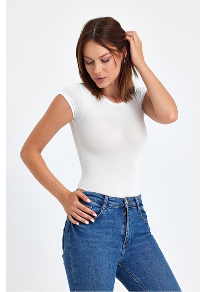 Kadın Beyaz Bisiklet Yaka Viskon Çıtçıtlı Zıbın Body fiyatları