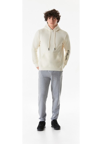 Kanguru Cepli Kapüşonlu Sweatshirt