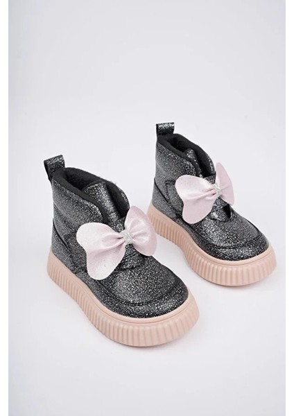 Beyaz (Arzen) Mini Termo Kaymaz Taban Cırtlı Papyonlı Günük Çocuk Rahat Bot Siyah Pudra