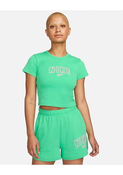 Sportswear Graphic Short-Sleeve Kadın Yeşil Tişört FQ7165-363 modelleri