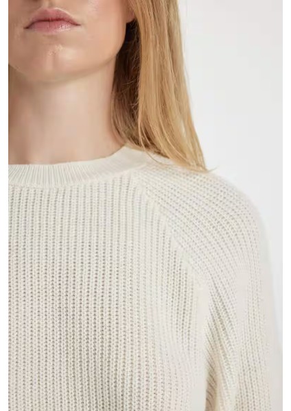 Pullover Ecru indirimleri