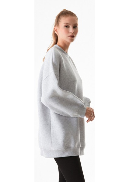 Basic Bisiklet Yaka Oversize Sweatshirt fırsatları