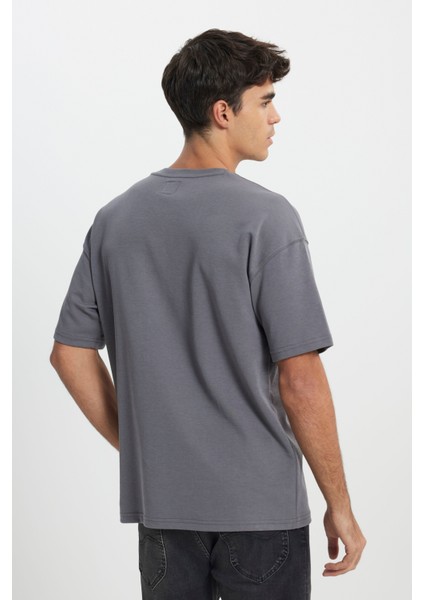 Loose Fit Rahat Kesim Bisiklet Yaka Lacivert Tişört fırsatları