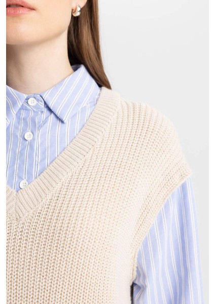 Regular Fit V Yaka Yandan Yırtmaçlı Triko Süveter Tunik D1243AX24WN