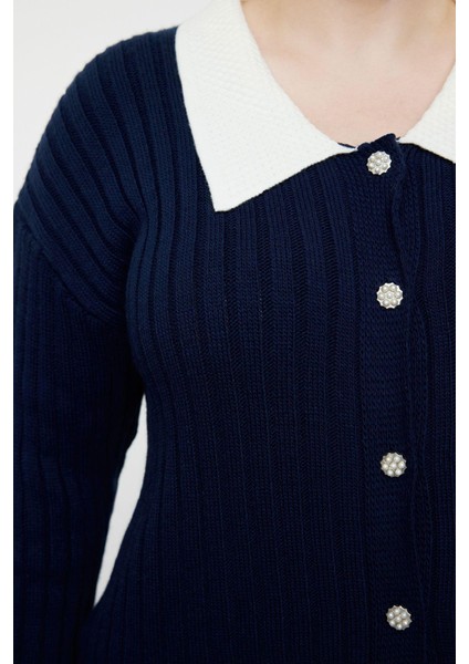 Kadın Büyük Beden Moda Şık Regular Gömlek Yaka Uzun Kol Düz Triko Hırka indirimleri