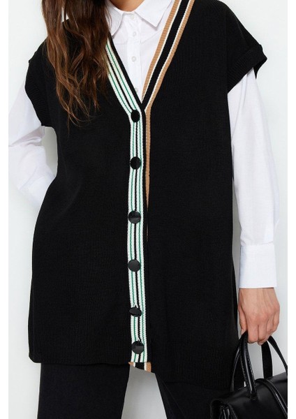 Kadın Tesettür Moda Şık Midi V Yaka Uzun Kol Renk Bloklu Yakası Şerit Detaylı Triko Süveter fiyatları