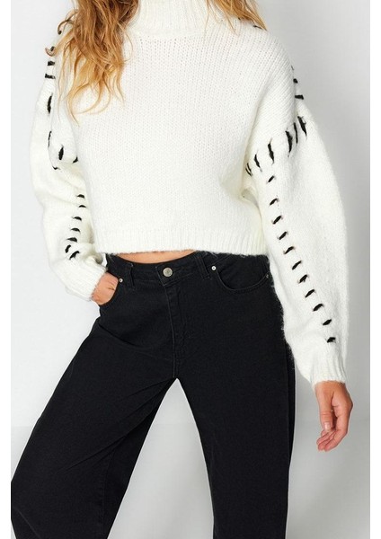 Kadın Moda Şık Crop Dik Yaka Uzun Kol Renk Bloklu Yumuşak Dokulu Iplik Detaylı Crop Triko Kazak modelleri