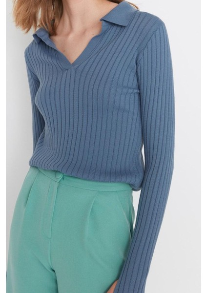 Kadın Moda Şık Regular Polo Yaka Uzun Kol Düz Couple Kol Ucu Detaylı Polo Yaka Triko Kazak fırsatları