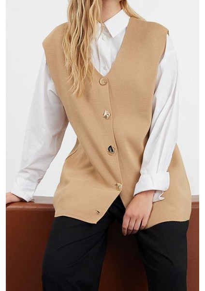 Kadın Tesettür Moda Şık Regular V Yaka Uzun Kol Düz Aksesuar Düğmeli Triko Süveter Yelek fiyatları