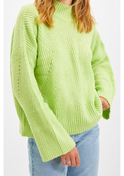 Kadın Moda Şık Regular Dik Yaka Uzun Kol Düz Yumuşak Dokulu Basic Triko Kazak
