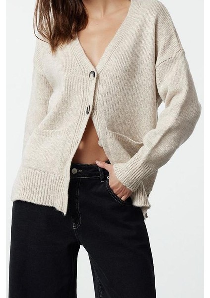 Kadın Moda Şık Regular V Yaka Regular Basic Yumuşak Dokulu Triko Hırka fiyatları