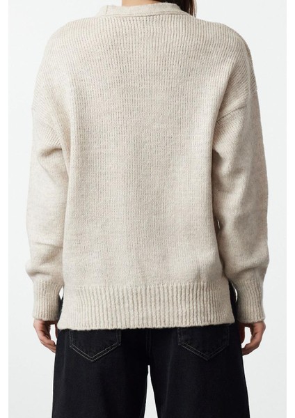 Kadın Moda Şık Regular V Yaka Regular Basic Yumuşak Dokulu Triko Hırka indirimleri