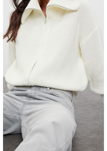 Kadın Moda Şık Regular Devrik Yaka Oversize Geniş Kalıp Devrik Yaka Fermuarlı Triko Hırka